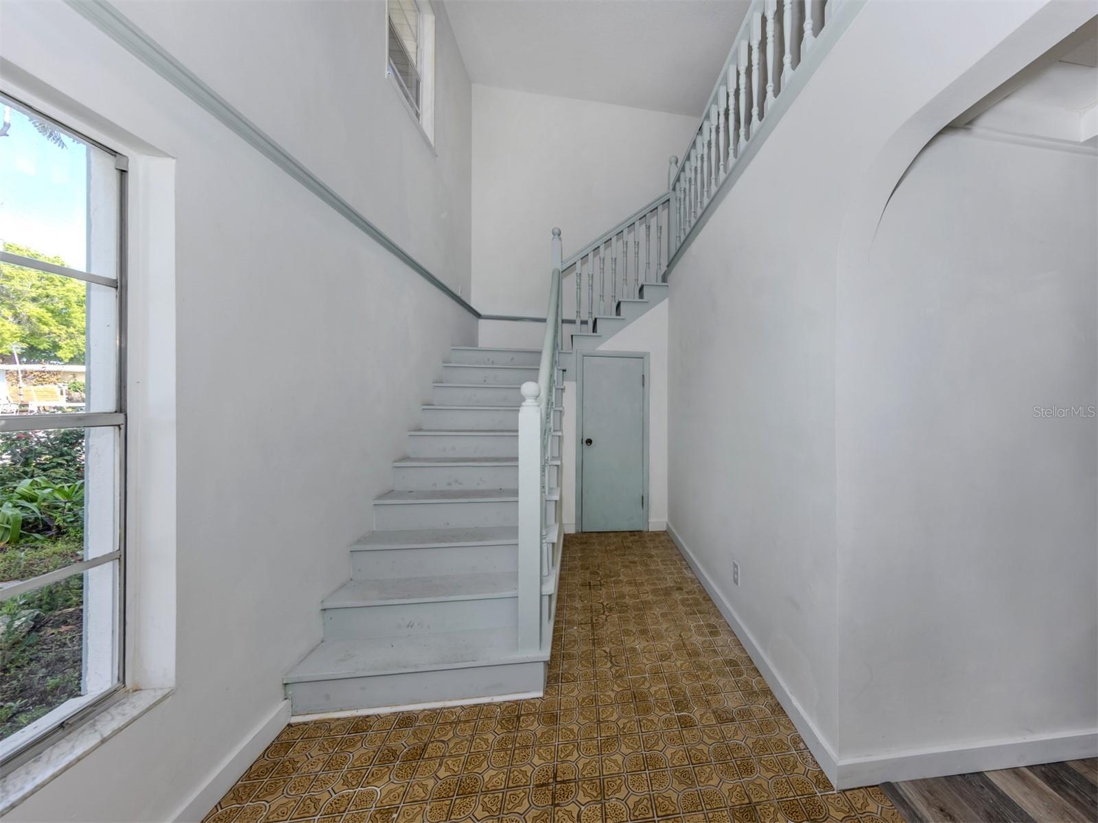 VENICE BY-WAY - Residential