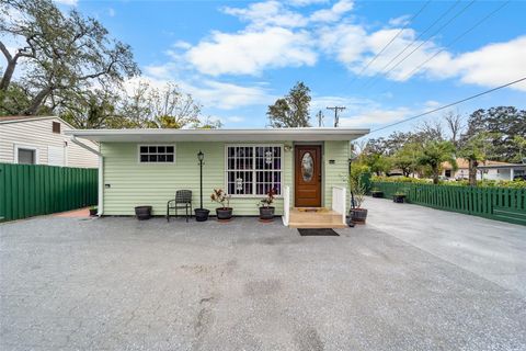 Photo of 10001 N Arden Avenue, Tampa, FL 33612 (MLS # TB8466634)