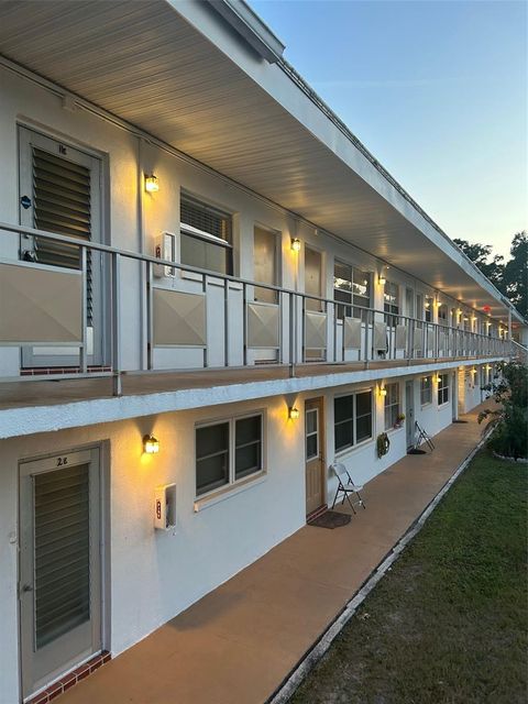 Photo of 5940 21st Street N #11, St Petersburg, FL 33714 (MLS # TB8378124) Photo of 5940 21st Street N #11, St Petersburg, FL 33714 (MLS # TB8378124)