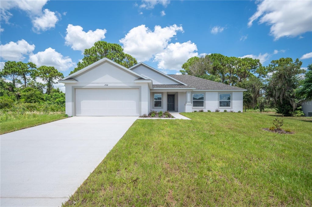 Photo of 1708 Manatee Drive, Sebring, FL 33870 (MLS # L4964397)