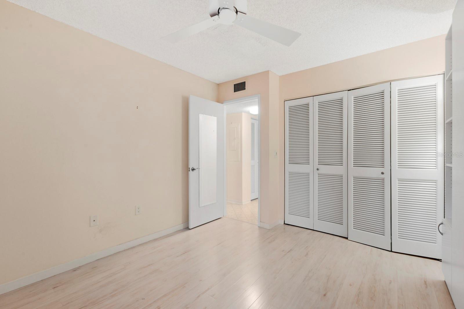 PELICAN COVE I - Residential