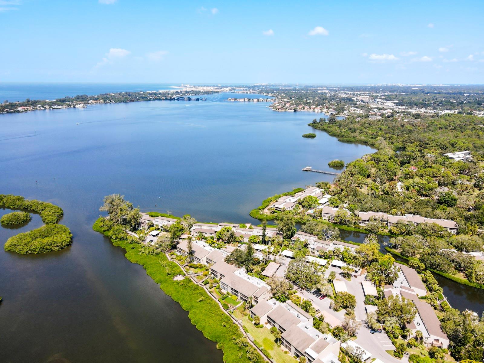 PELICAN COVE I - Residential