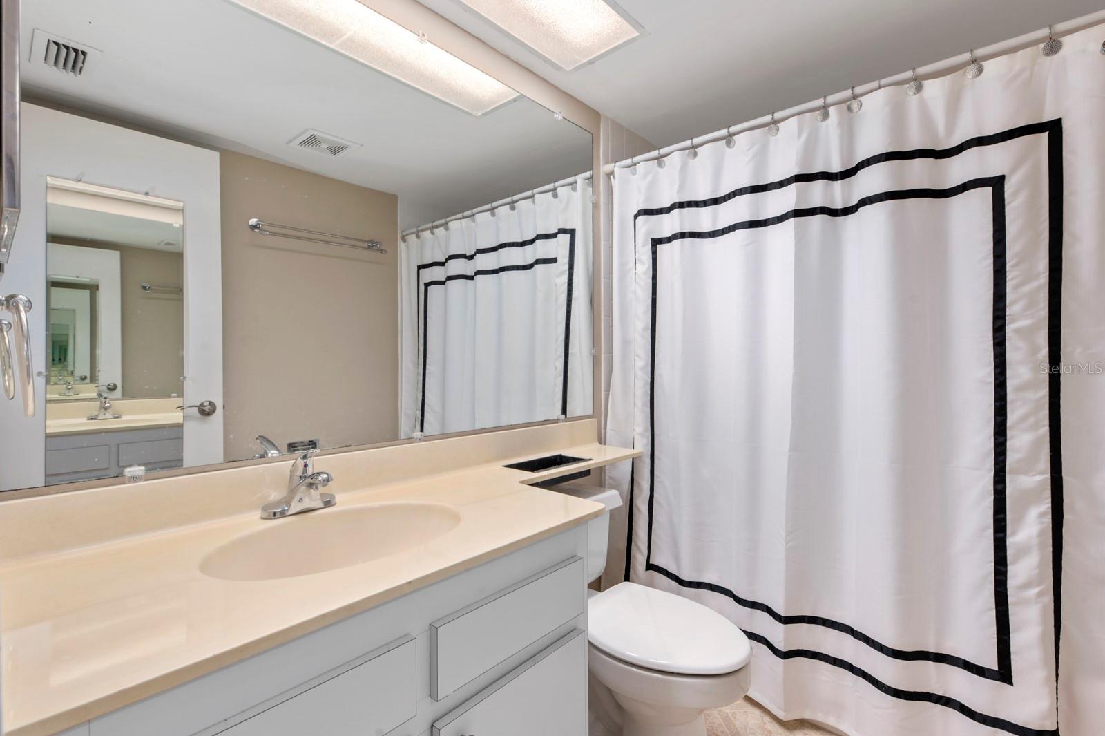 PELICAN COVE I - Residential