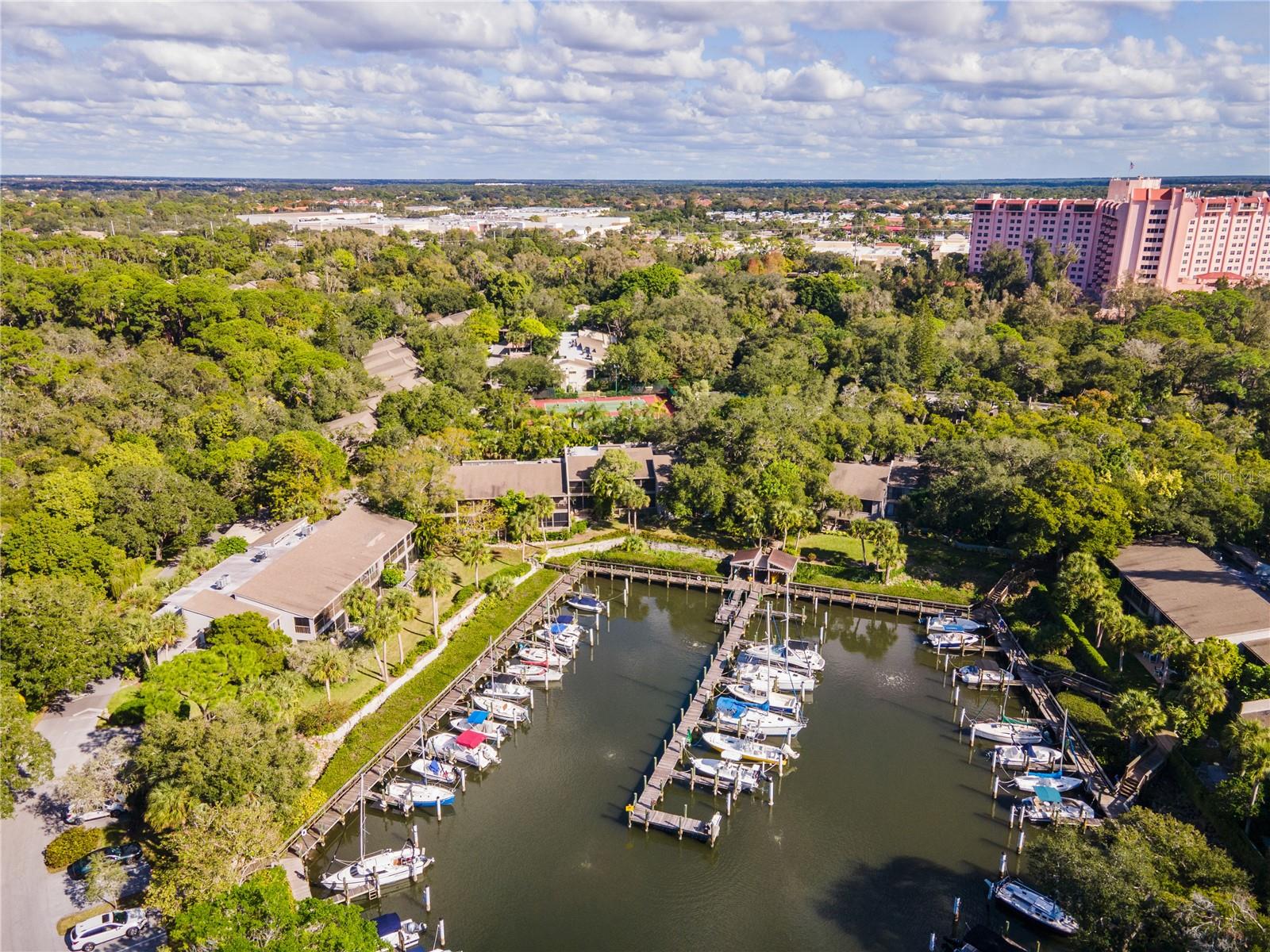 PELICAN COVE I - Residential