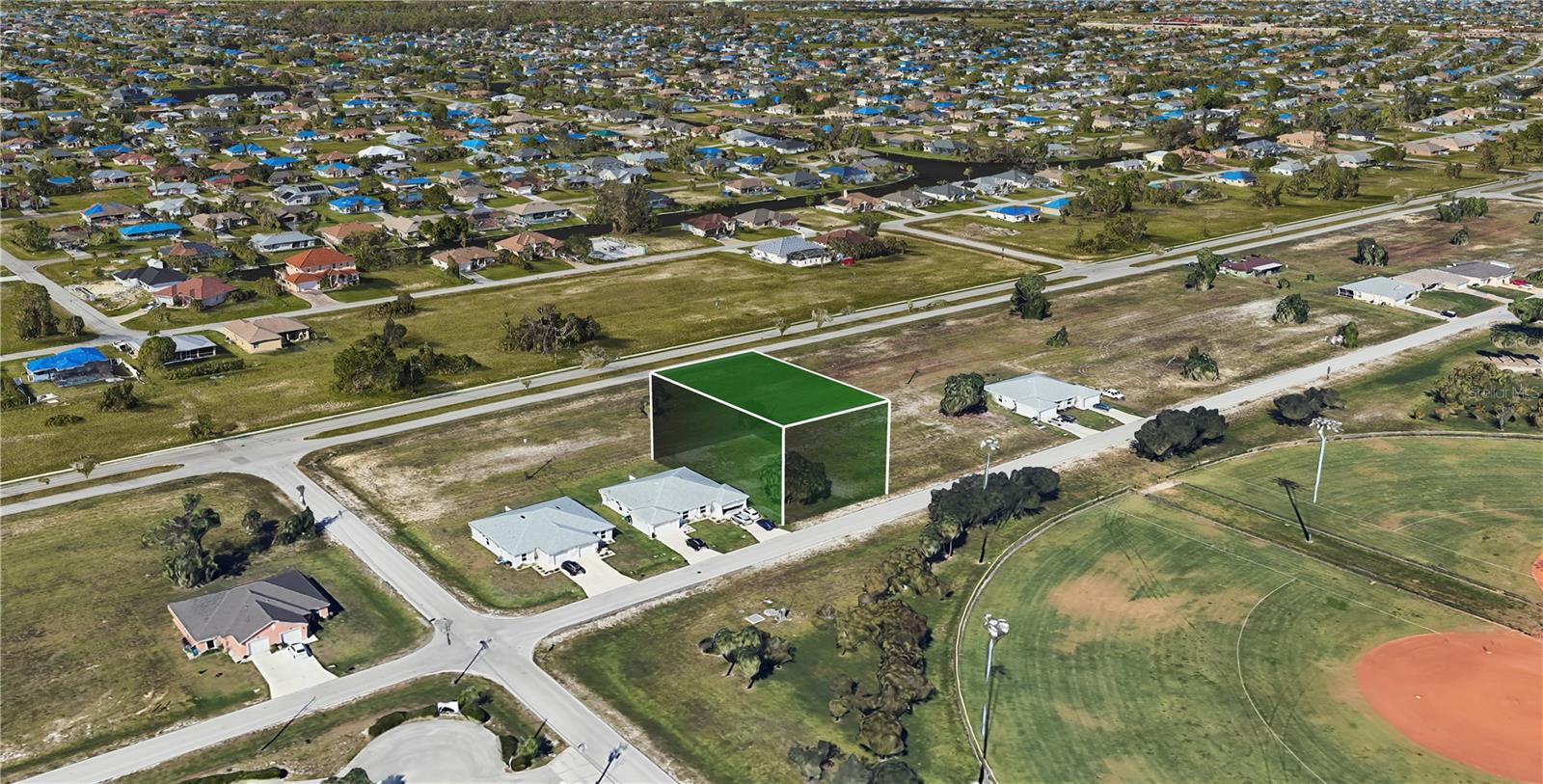 CAPE CORAL - Land