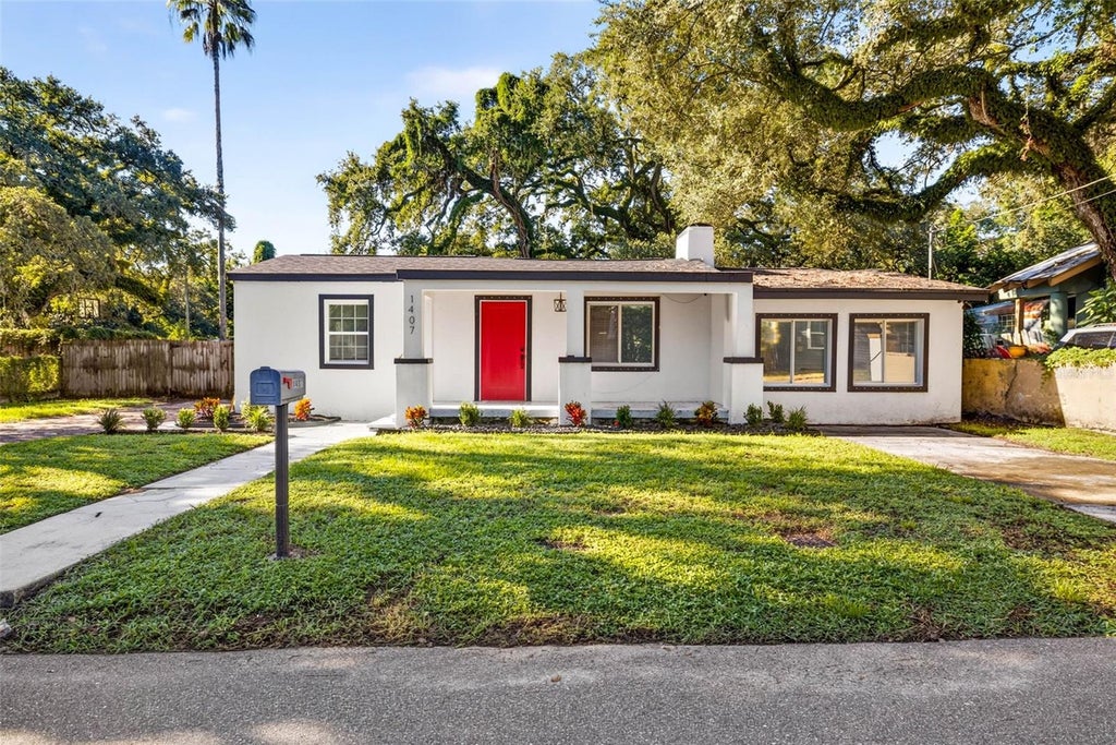 Photo of 1407 E North Bay Street, Tampa, FL 33603 (MLS # TB8546337)