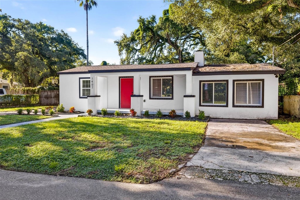Photo of 1407 E North Bay Street, Tampa, FL 33603 (MLS # TB8546337)