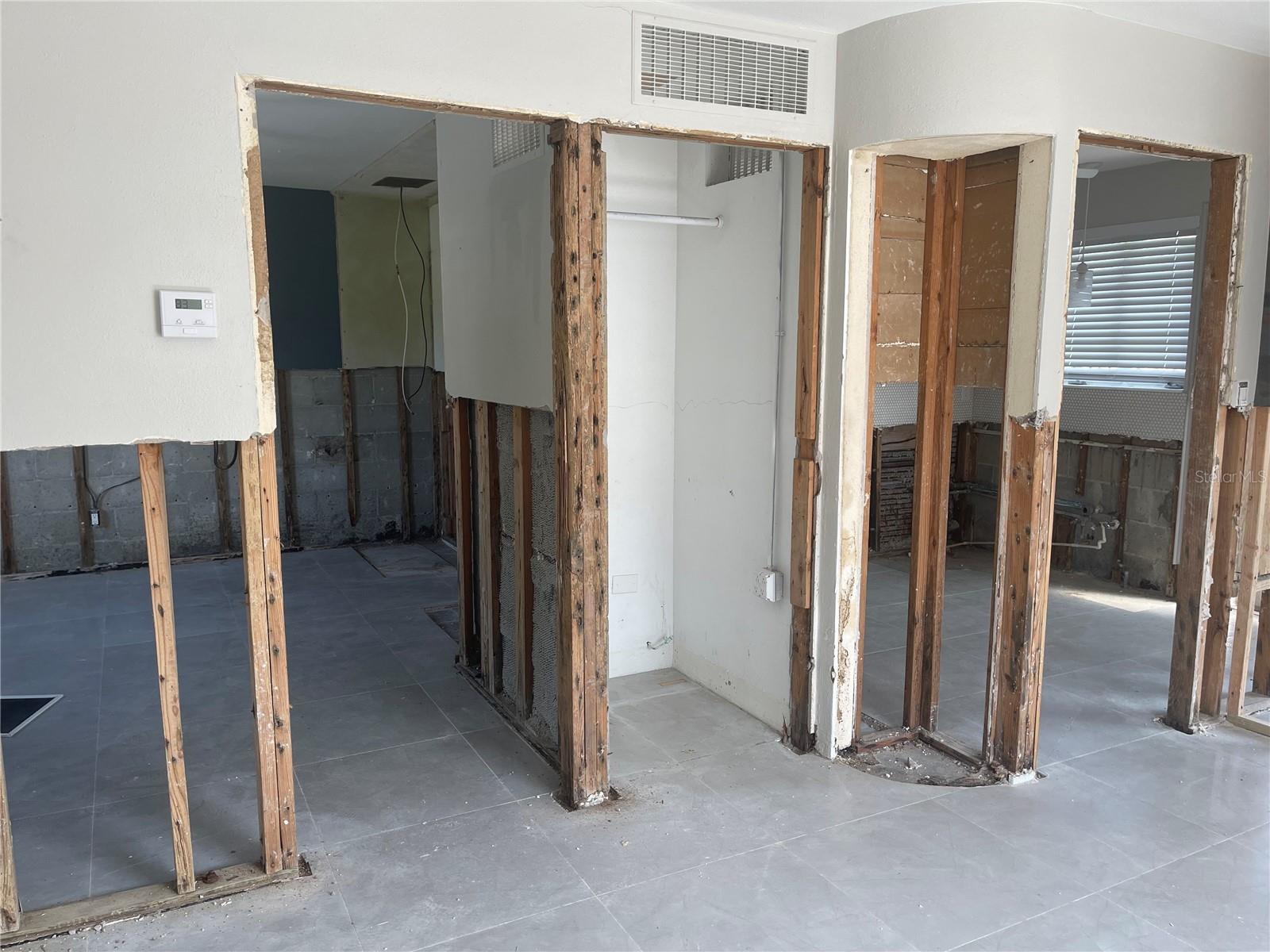 DON CE-SAR PLACE - Residential Income