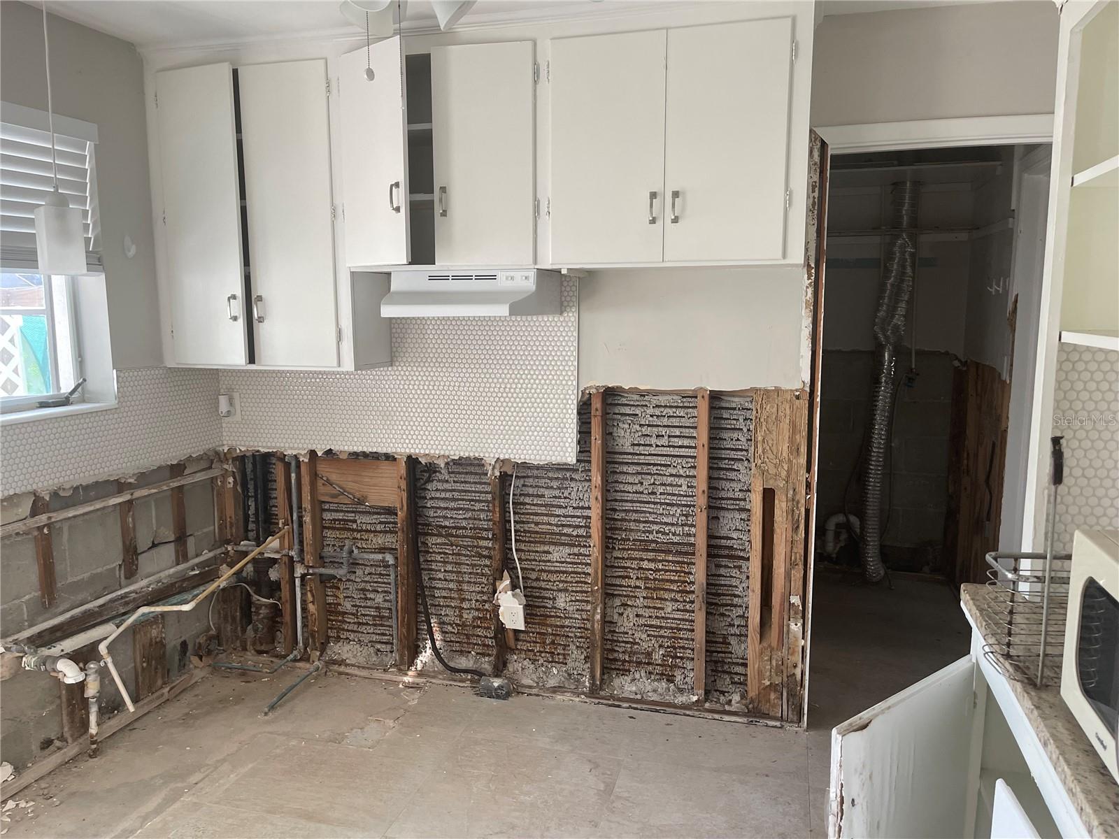 DON CE-SAR PLACE - Residential Income