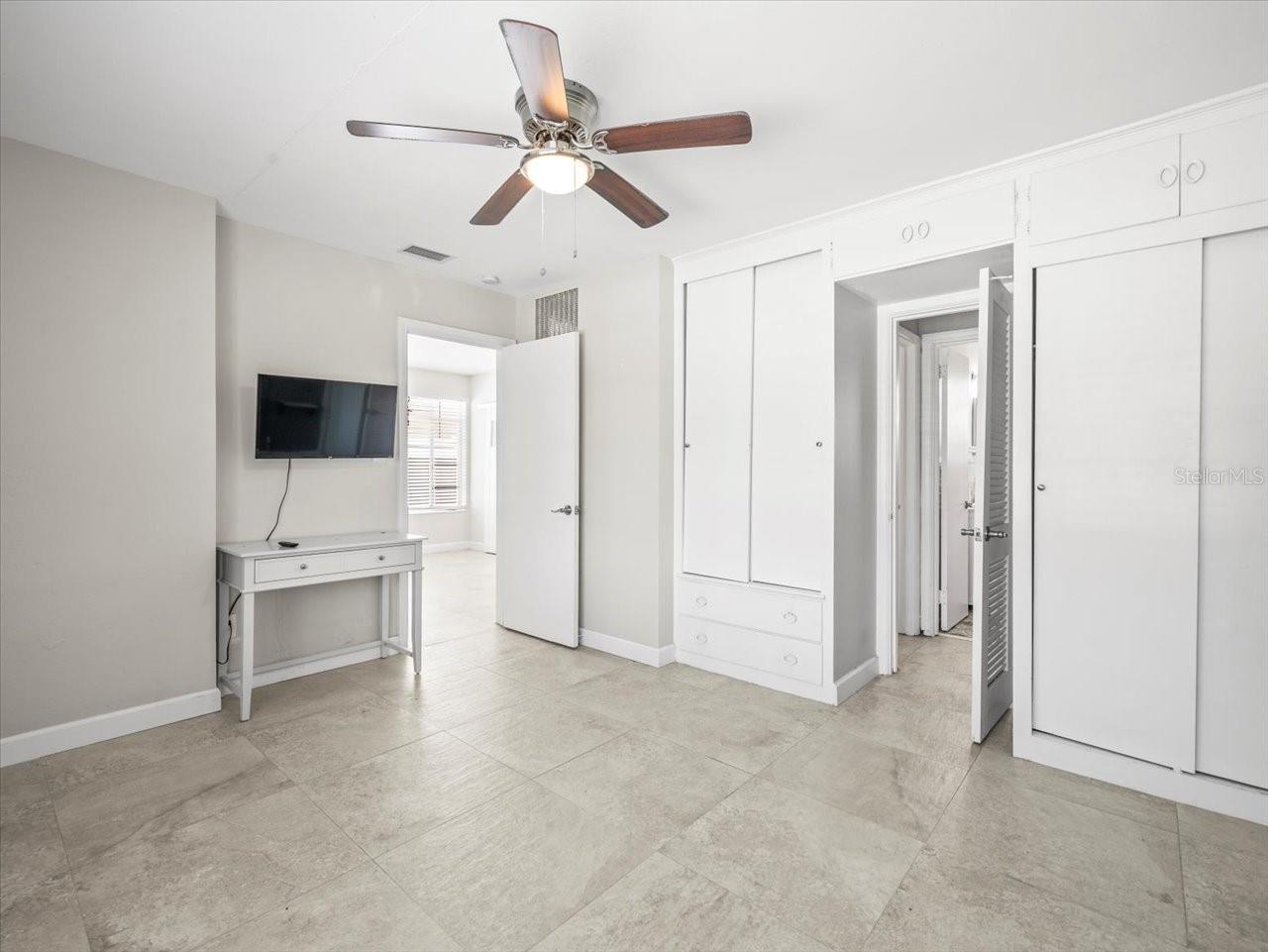 DON CE-SAR PLACE - Residential Income