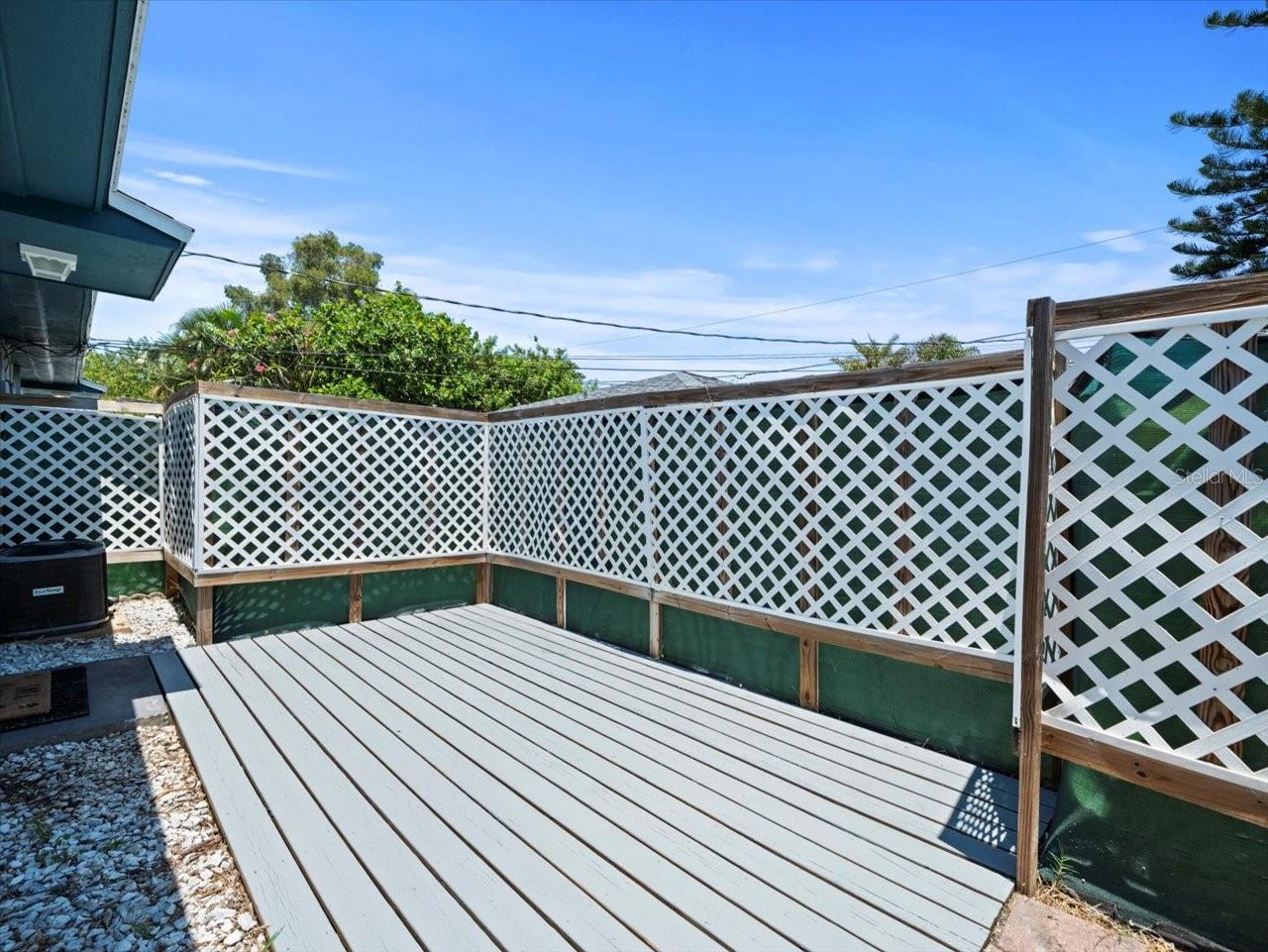 DON CE-SAR PLACE - Residential Income