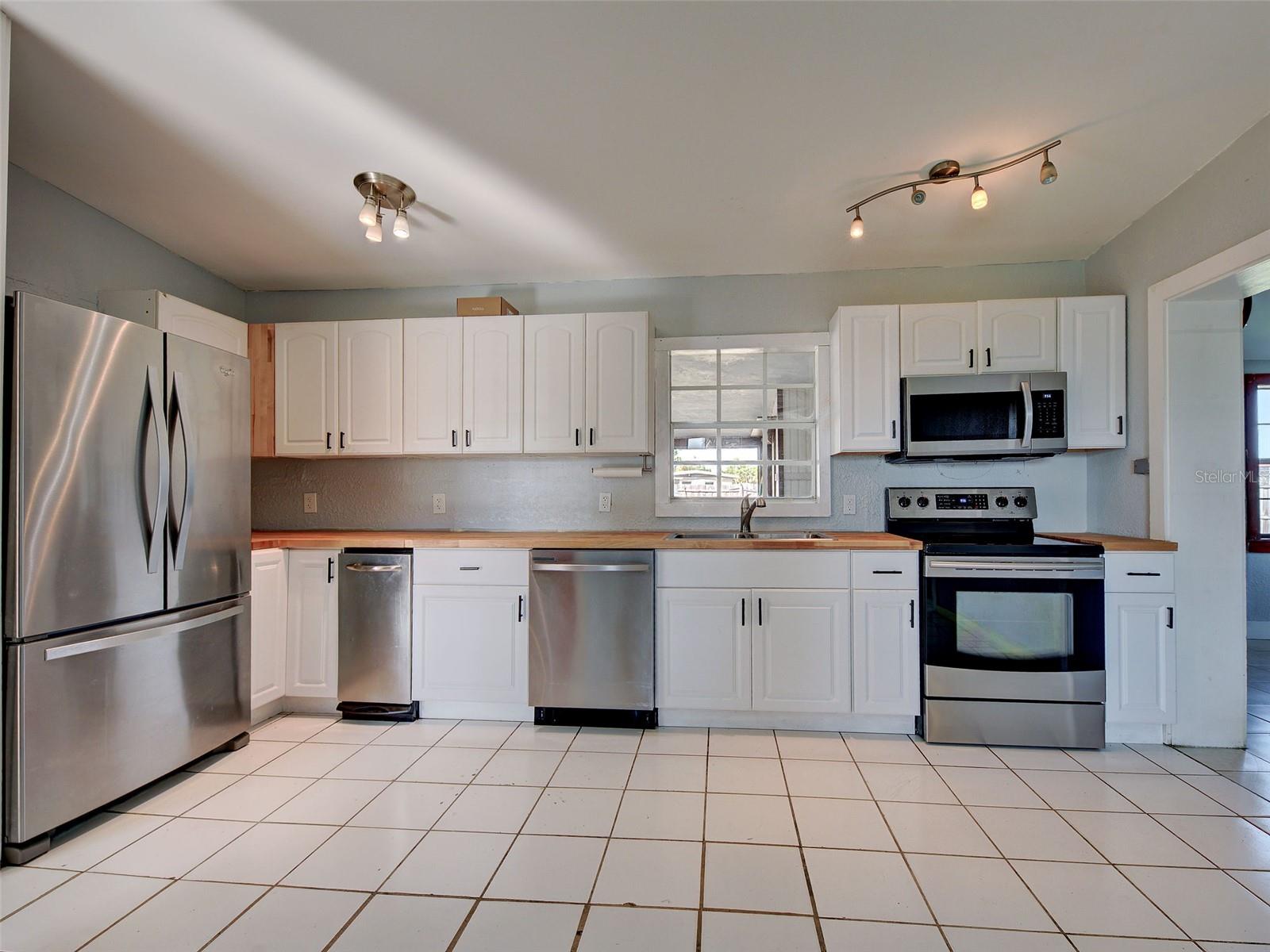 PORT CHARLOTTE SEC 11 REV - Residential