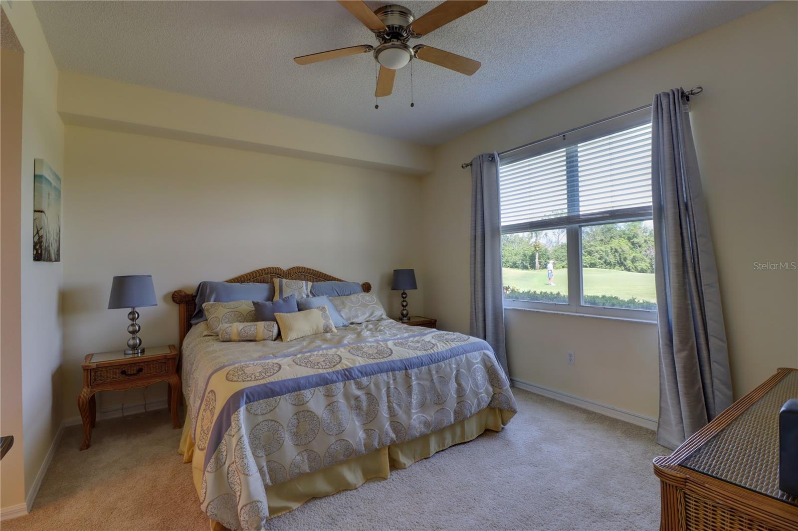 HERITAGE OAKS GOLF & COUNTRY CLUB - Residential