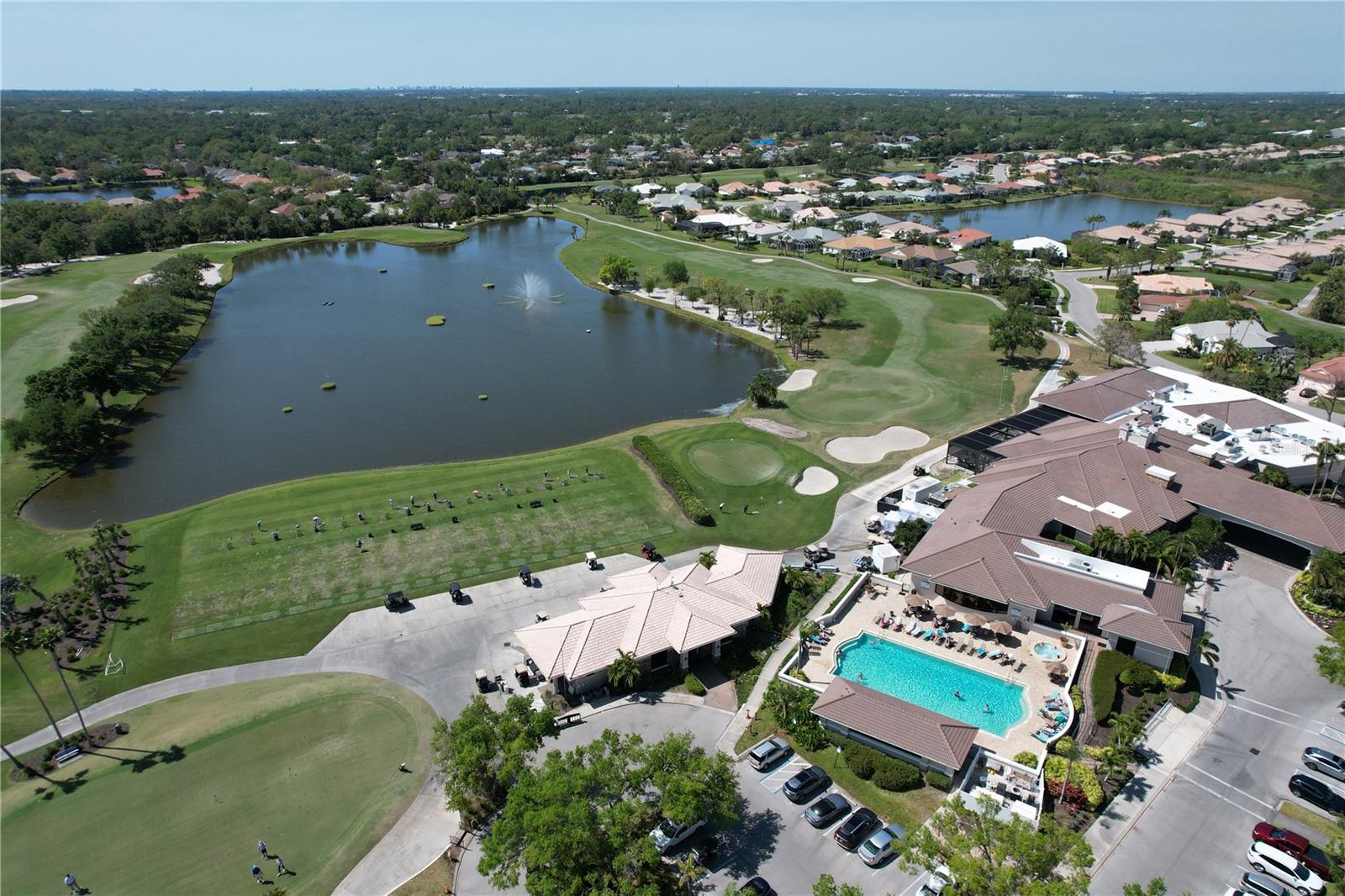 HERITAGE OAKS GOLF & COUNTRY CLUB - Residential