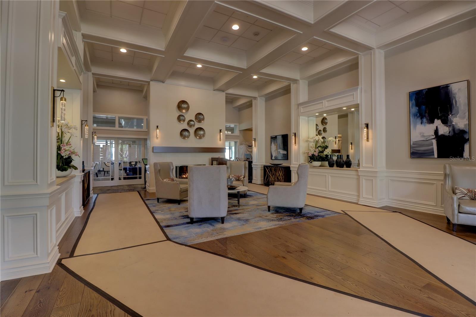 HERITAGE OAKS GOLF & COUNTRY CLUB - Residential