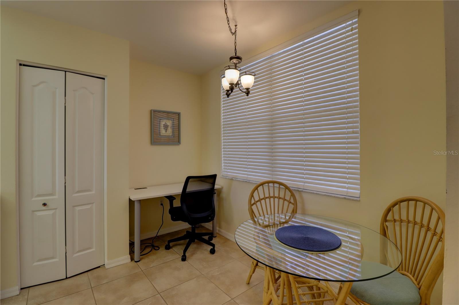 HERITAGE OAKS GOLF & COUNTRY CLUB - Residential