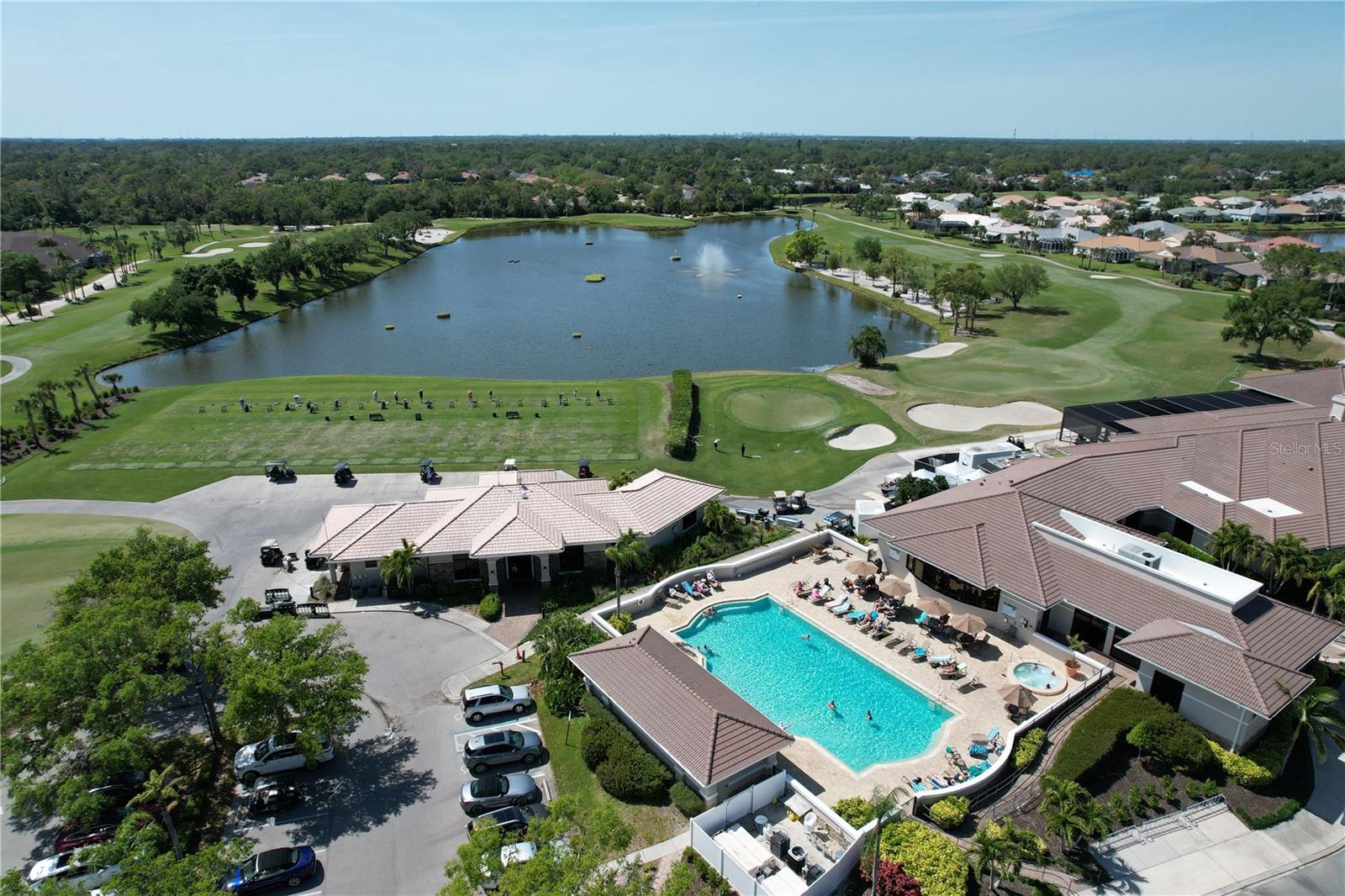 HERITAGE OAKS GOLF & COUNTRY CLUB - Residential