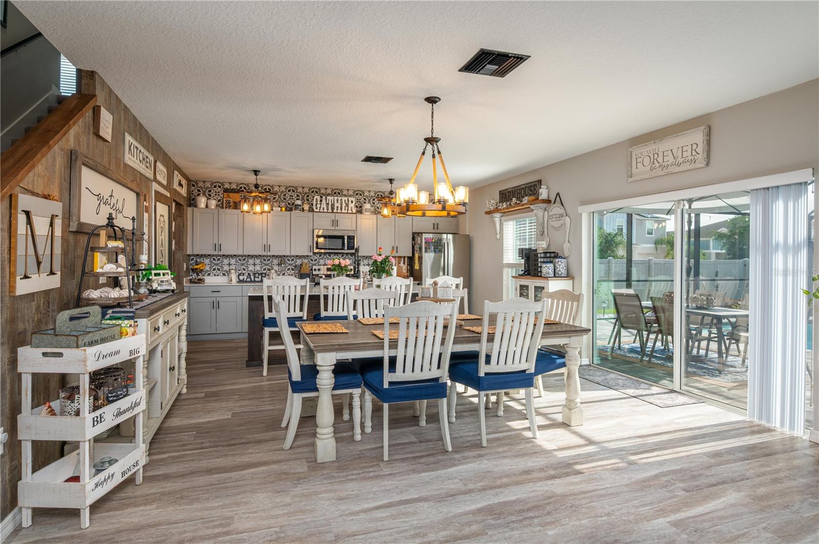 PINNACLE POINT - Residential