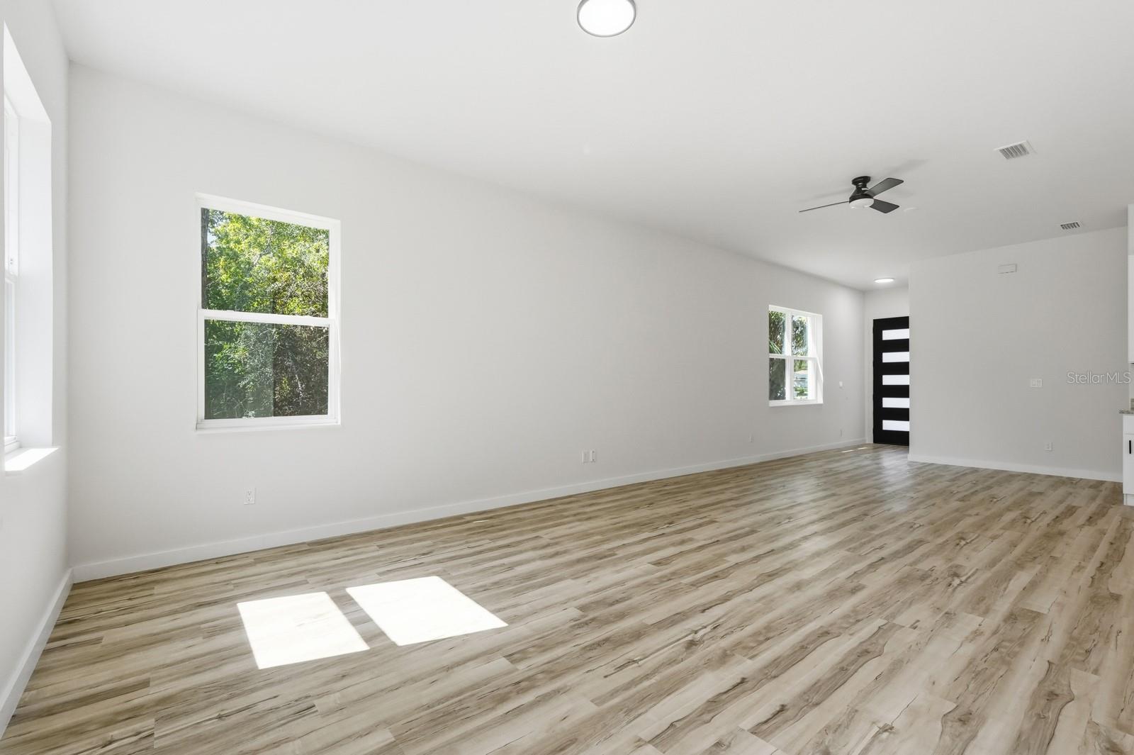 FOREST GROVE BUS CENTER - Residential Income