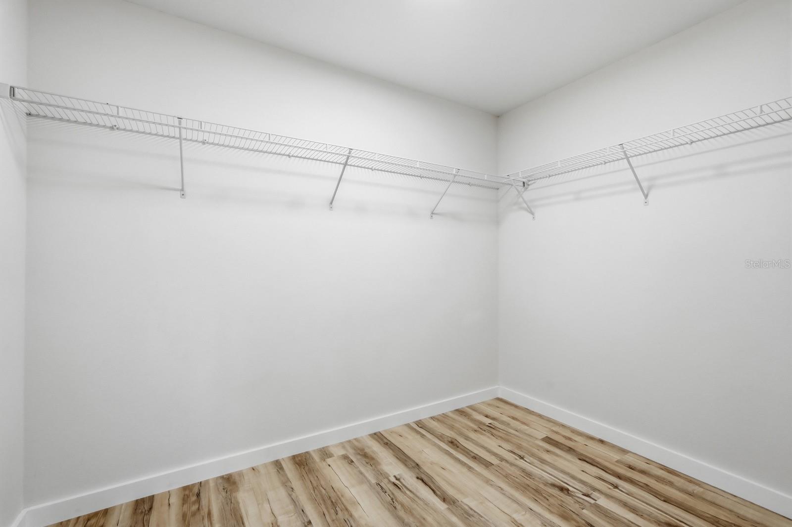 FOREST GROVE BUS CENTER - Residential Income