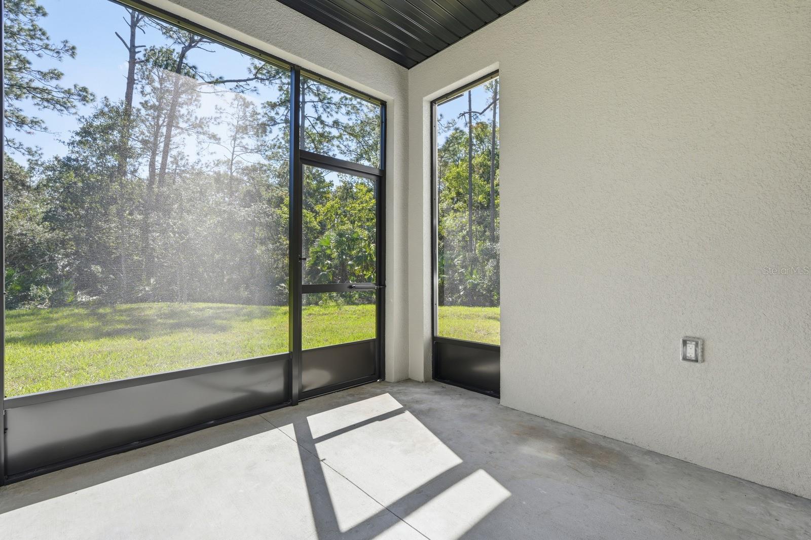 FOREST GROVE BUS CENTER - Residential Income