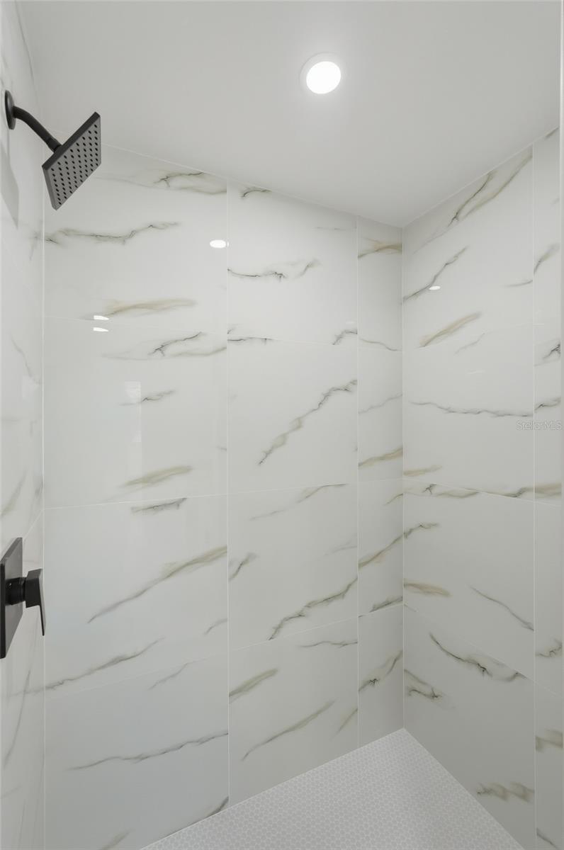 FOREST GROVE BUS CENTER - Residential Income