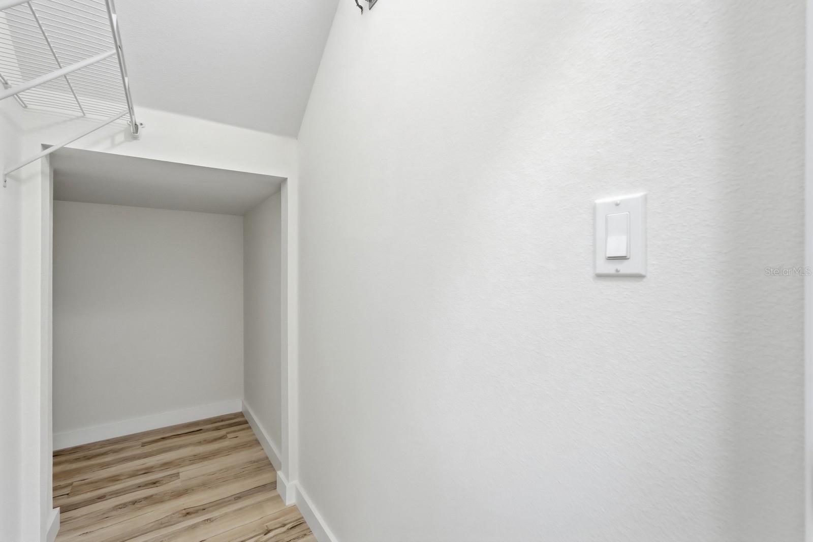 FOREST GROVE BUS CENTER - Residential Income