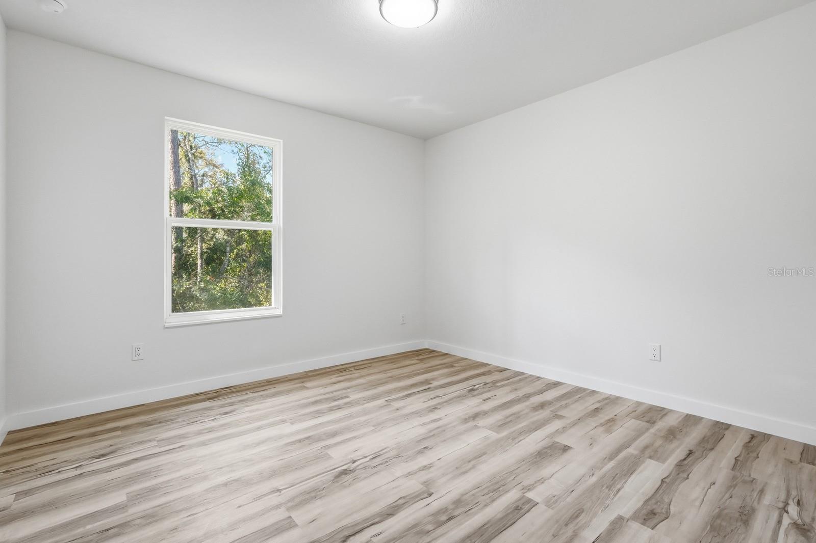 FOREST GROVE BUS CENTER - Residential Income