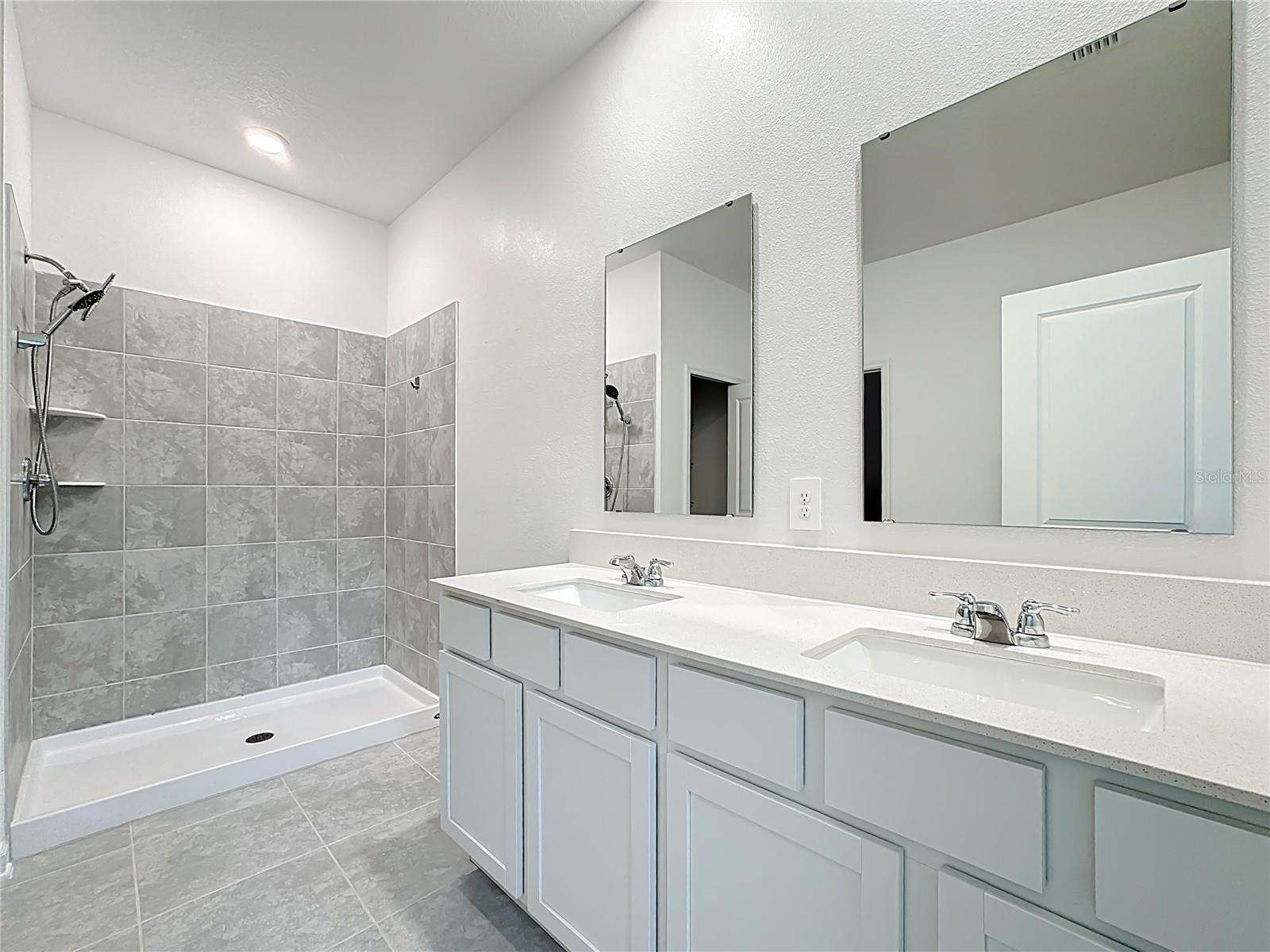 STOREY CREEK PH 6 - Residential