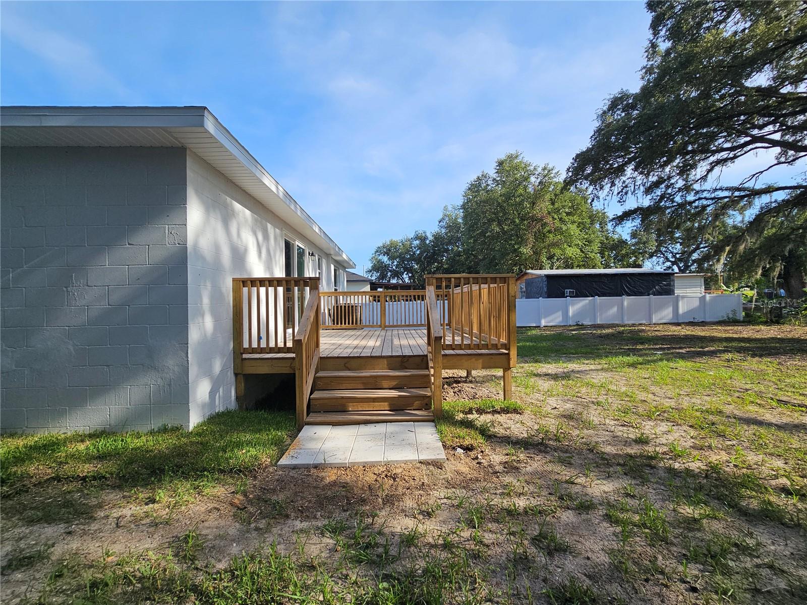 LACOOCHEE WEEMS ADD - Residential