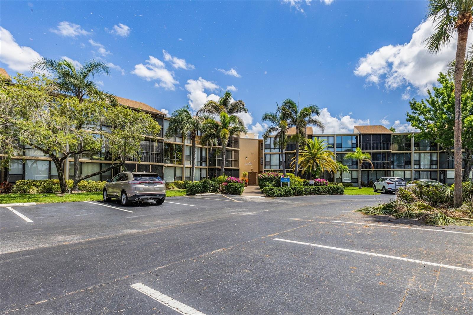 SANDPIPER APTS CONDO - Residential