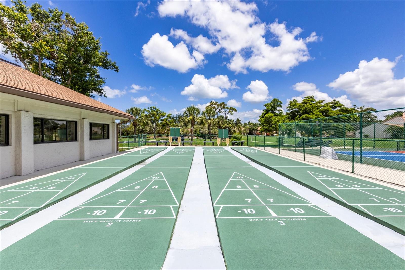 SANDPIPER APTS CONDO - Residential