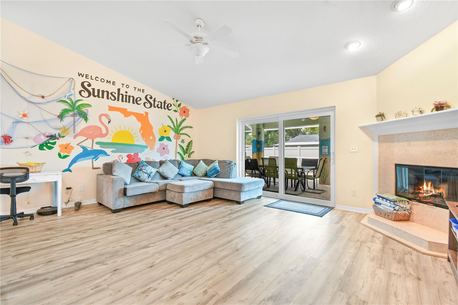 CURLEW CITY - Residential