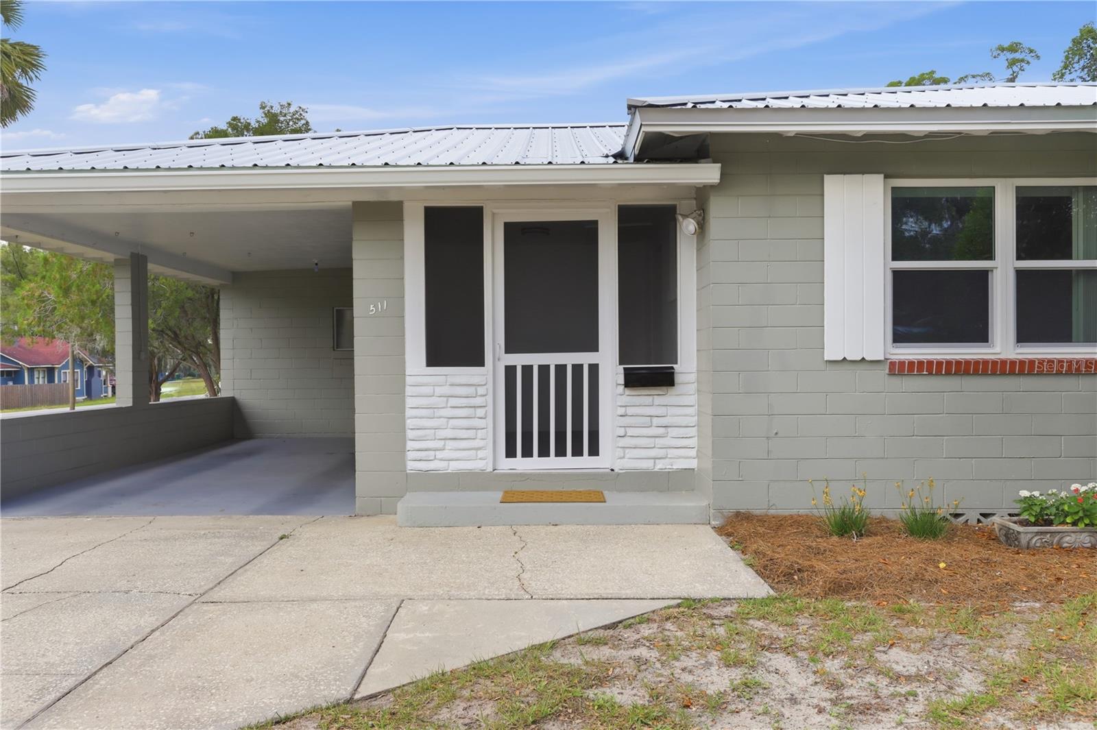 SHERMANS S 01/2 BLK 132 DELAND - Residential Lease