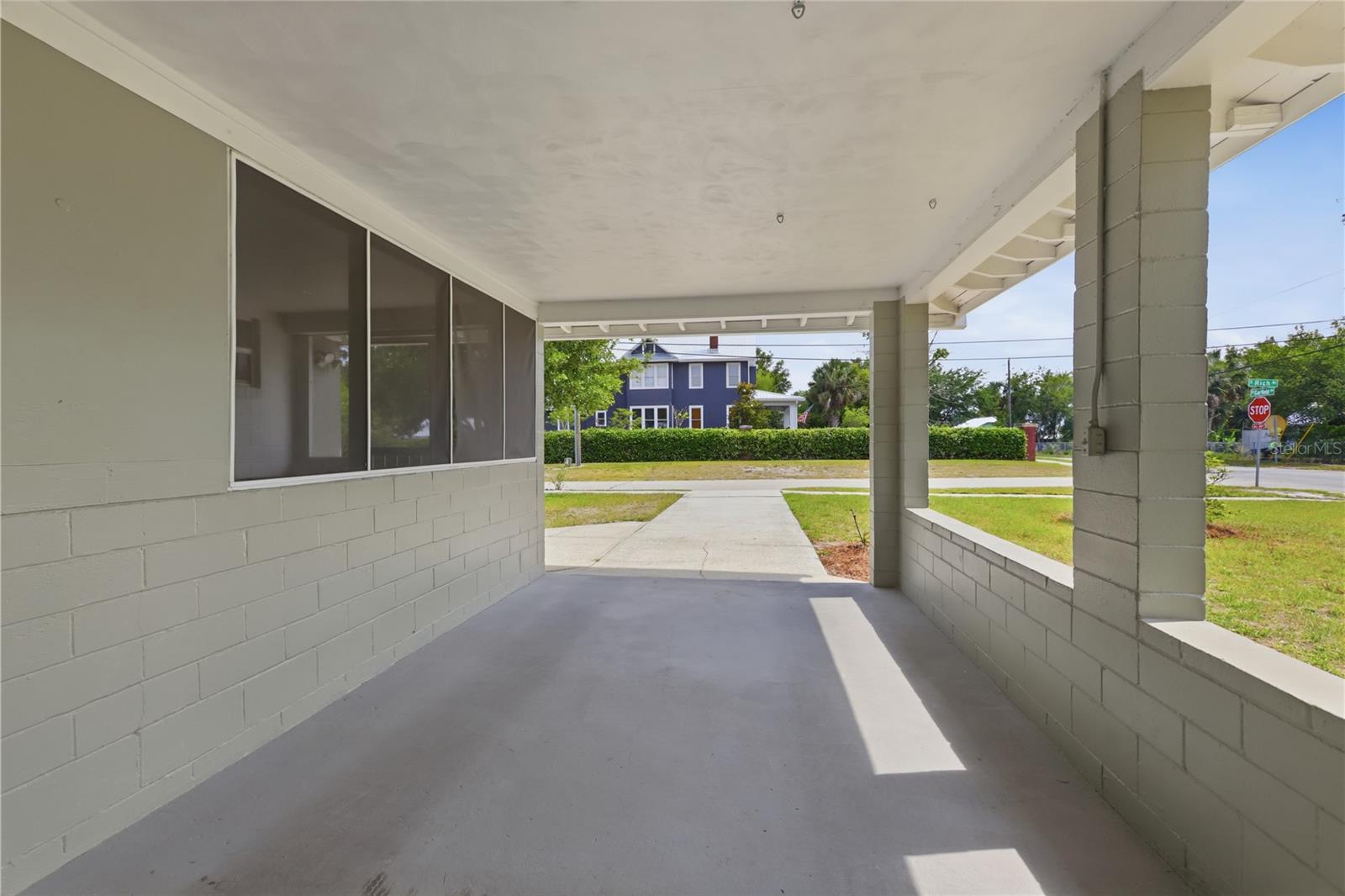 SHERMANS S 01/2 BLK 132 DELAND - Residential Lease