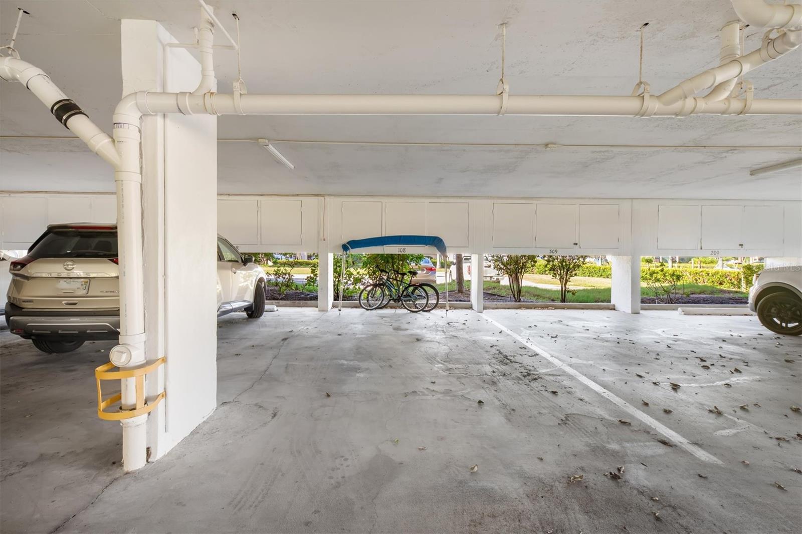 EMERALD POINTE PH 01 - Residential