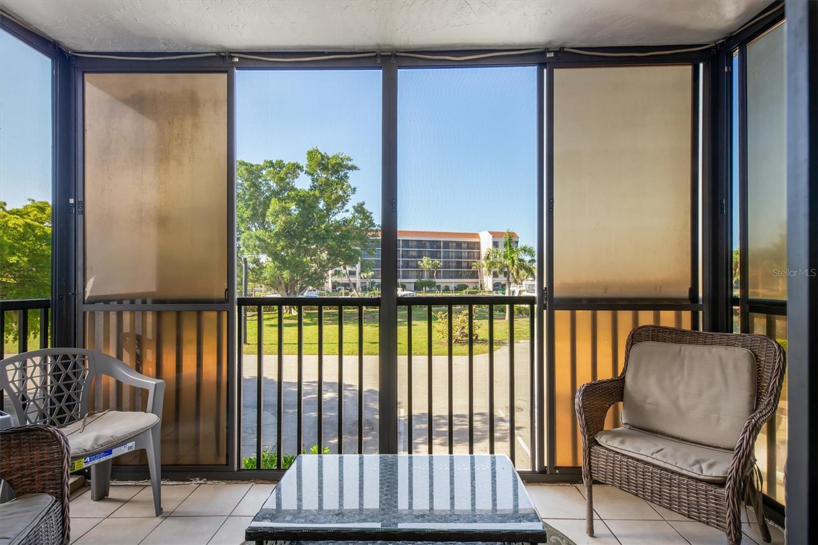 EMERALD POINTE PH 01 - Residential