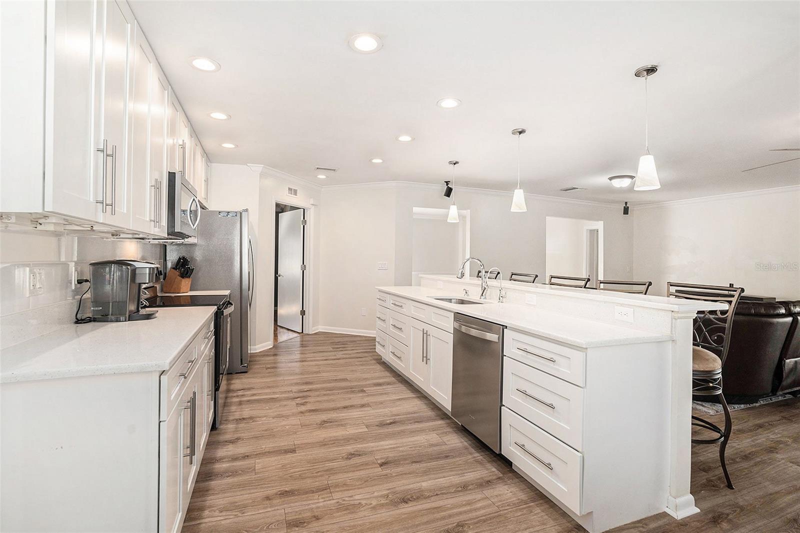 CARROLLWOOD SUB UNIT 1 - Residential