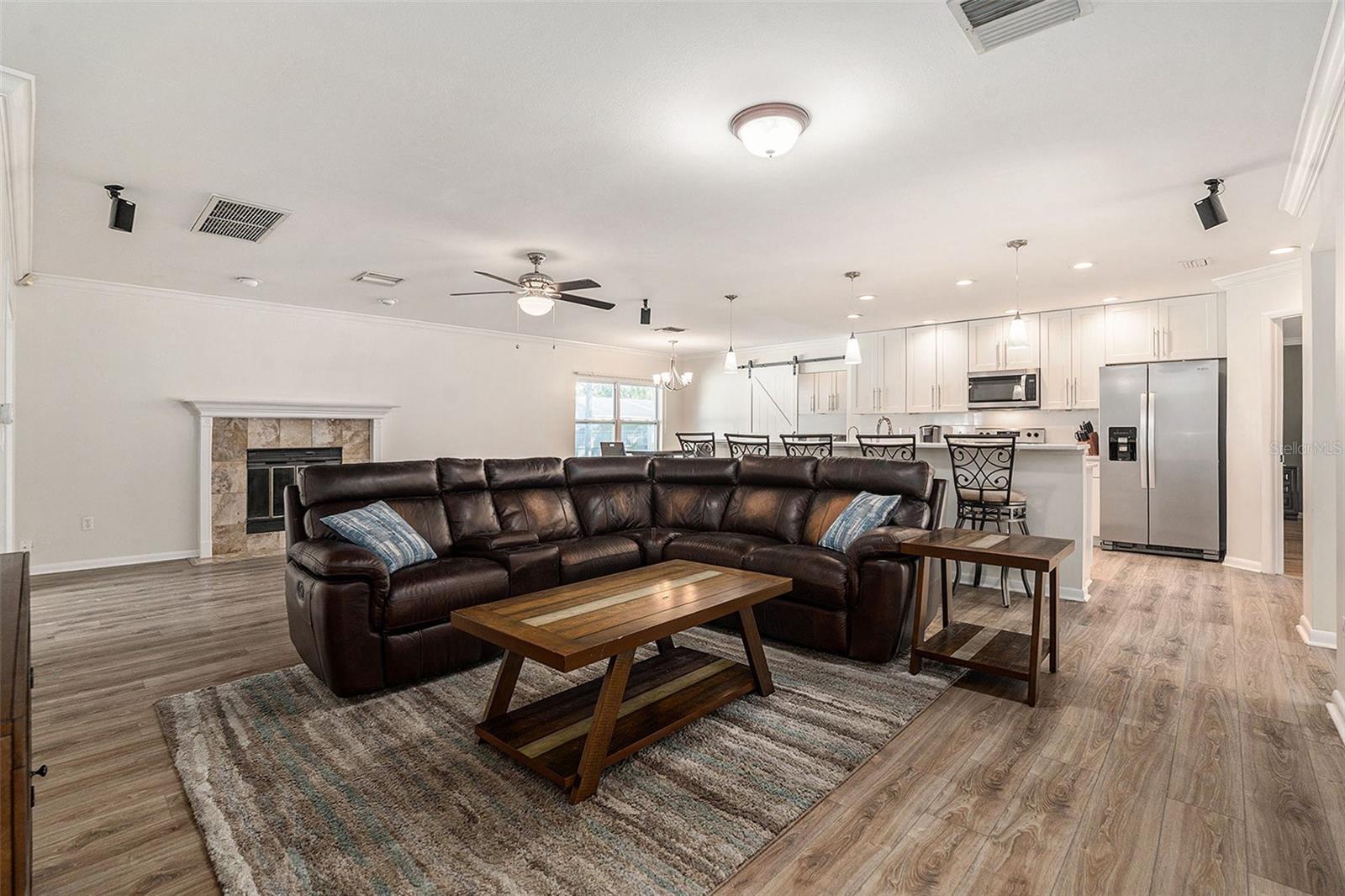 CARROLLWOOD SUB UNIT 1 - Residential