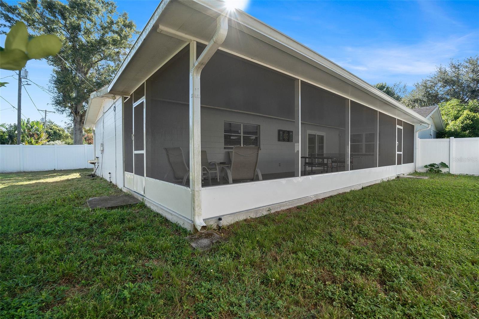 CARROLLWOOD SUB UNIT 1 - Residential