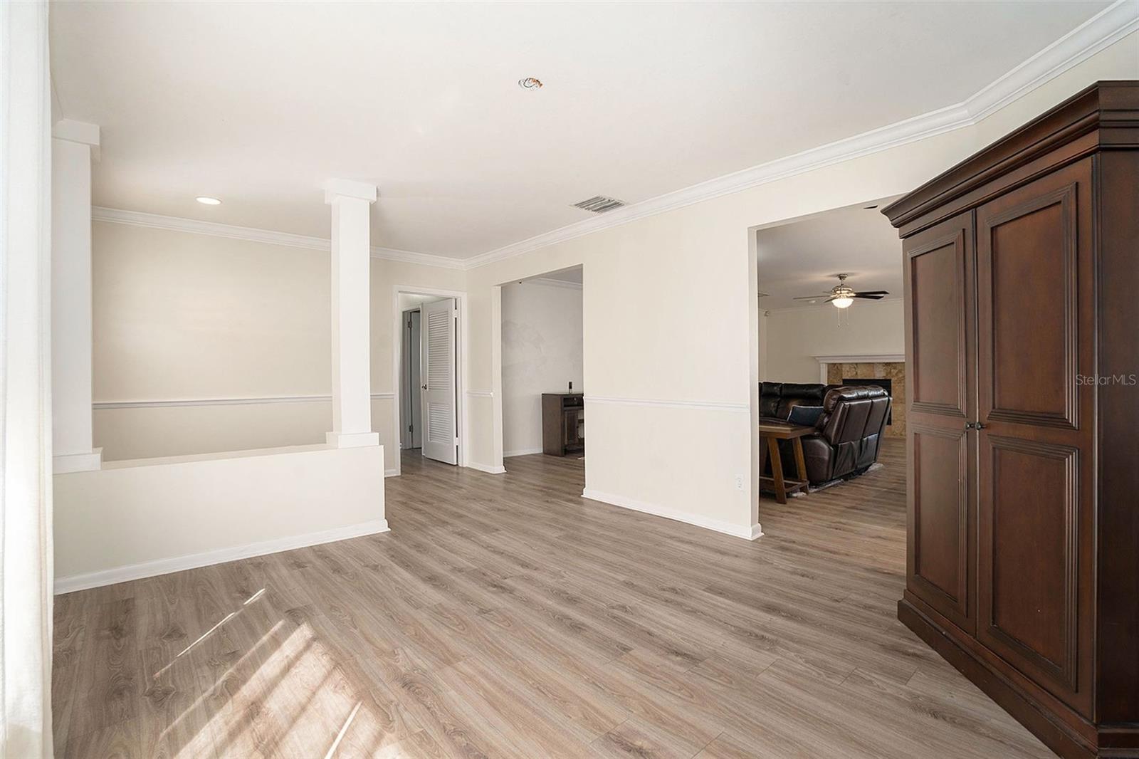 10910 CARROLLWOOD DRIVE