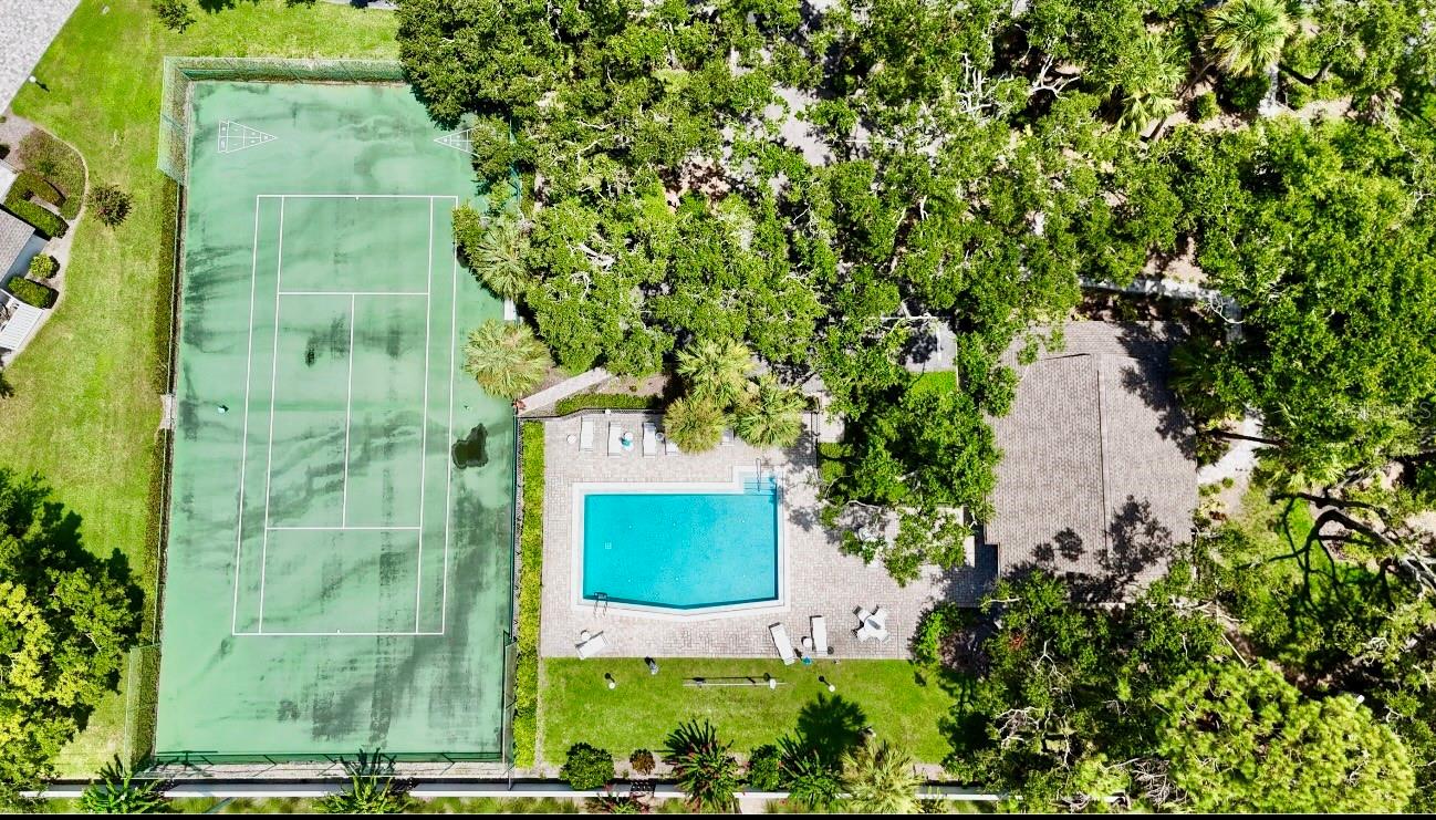 OAK FOREST VILLAS - Residential