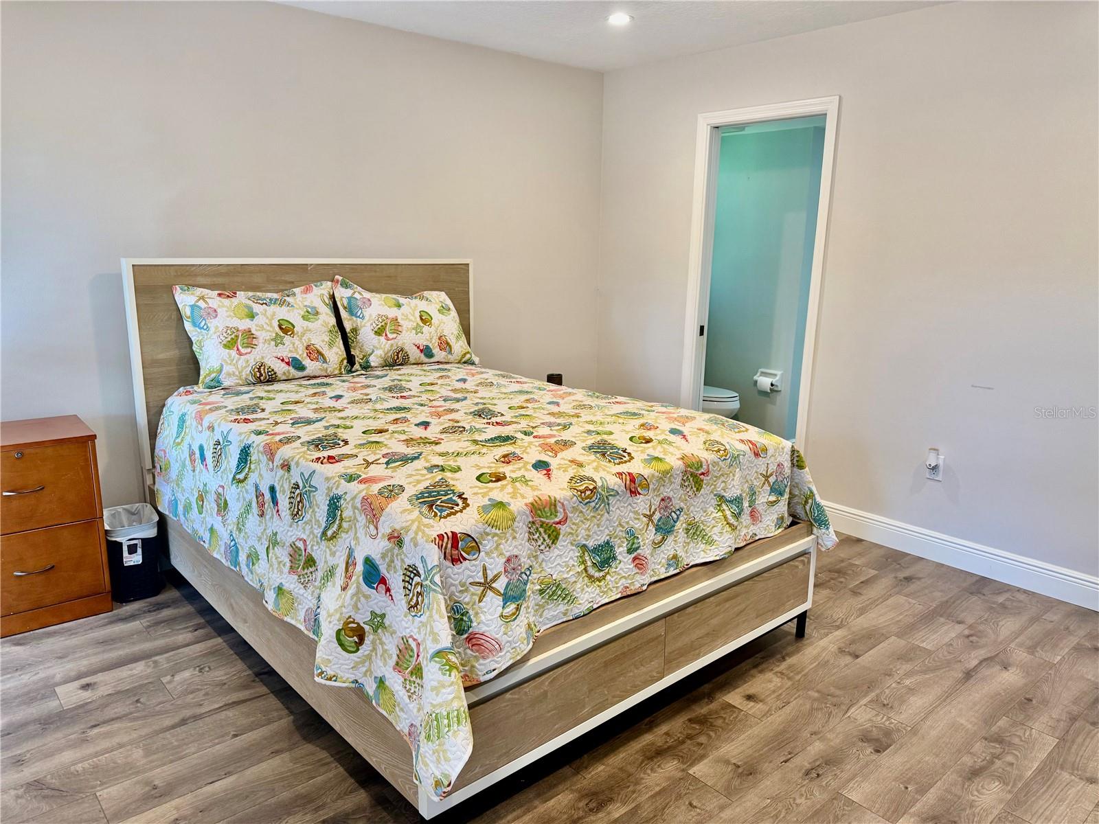 OAK FOREST VILLAS - Residential