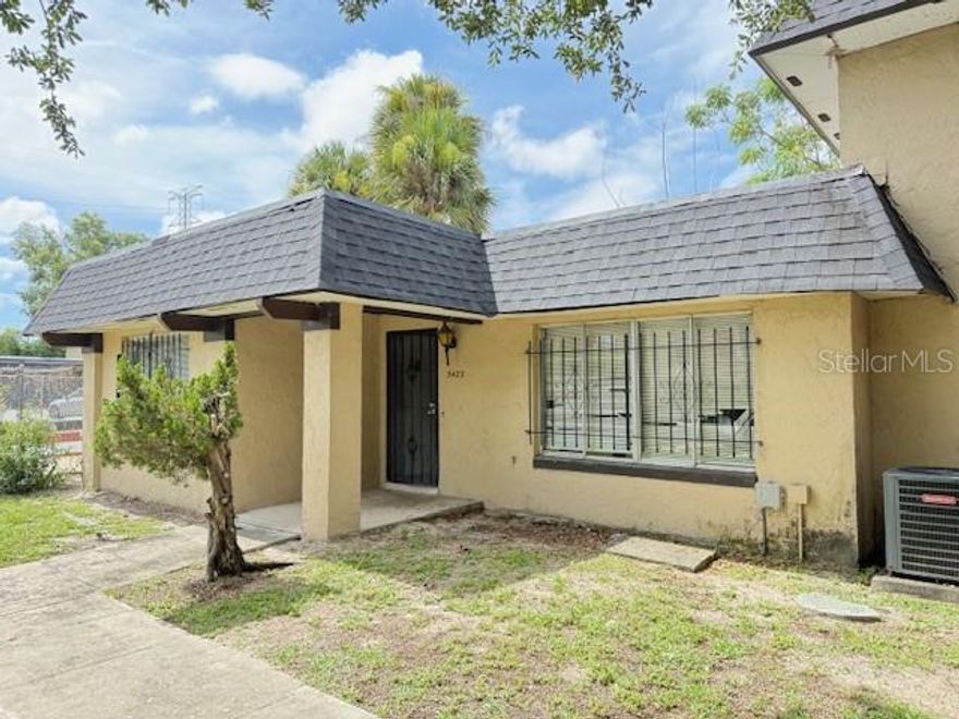 Great opportunity! This 2 bedroom, 1 bathroom home features a nice kitchen and a spacious living area with 962 sq ft. Located just minutes from Downtown Orlando, it's ideal for investors or first-time buyers. Property has potential and is priced to sell. Don’t miss this opportunity, seller is motivated to sell!