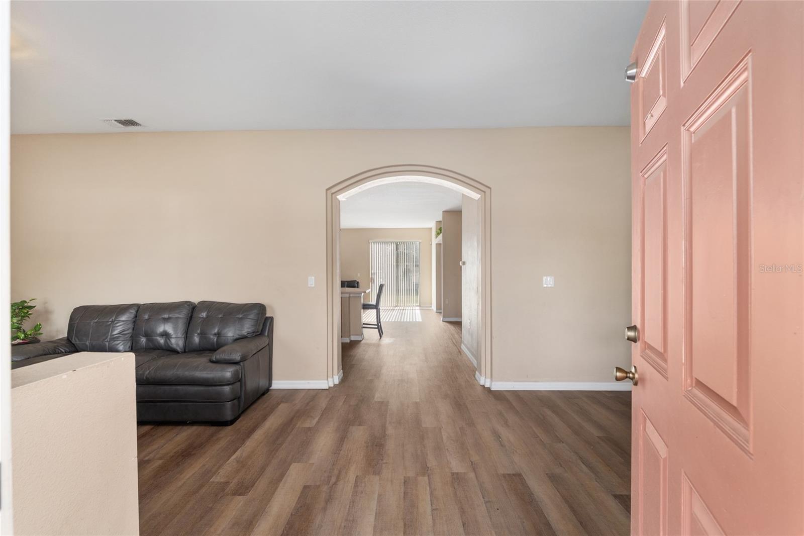 232 OAK LANE