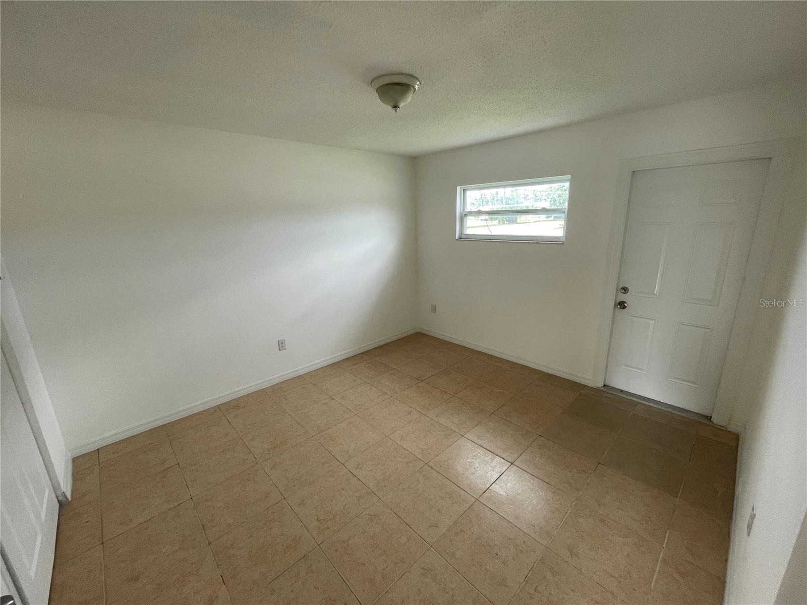 JASMIN COURT SUB - Residential Lease