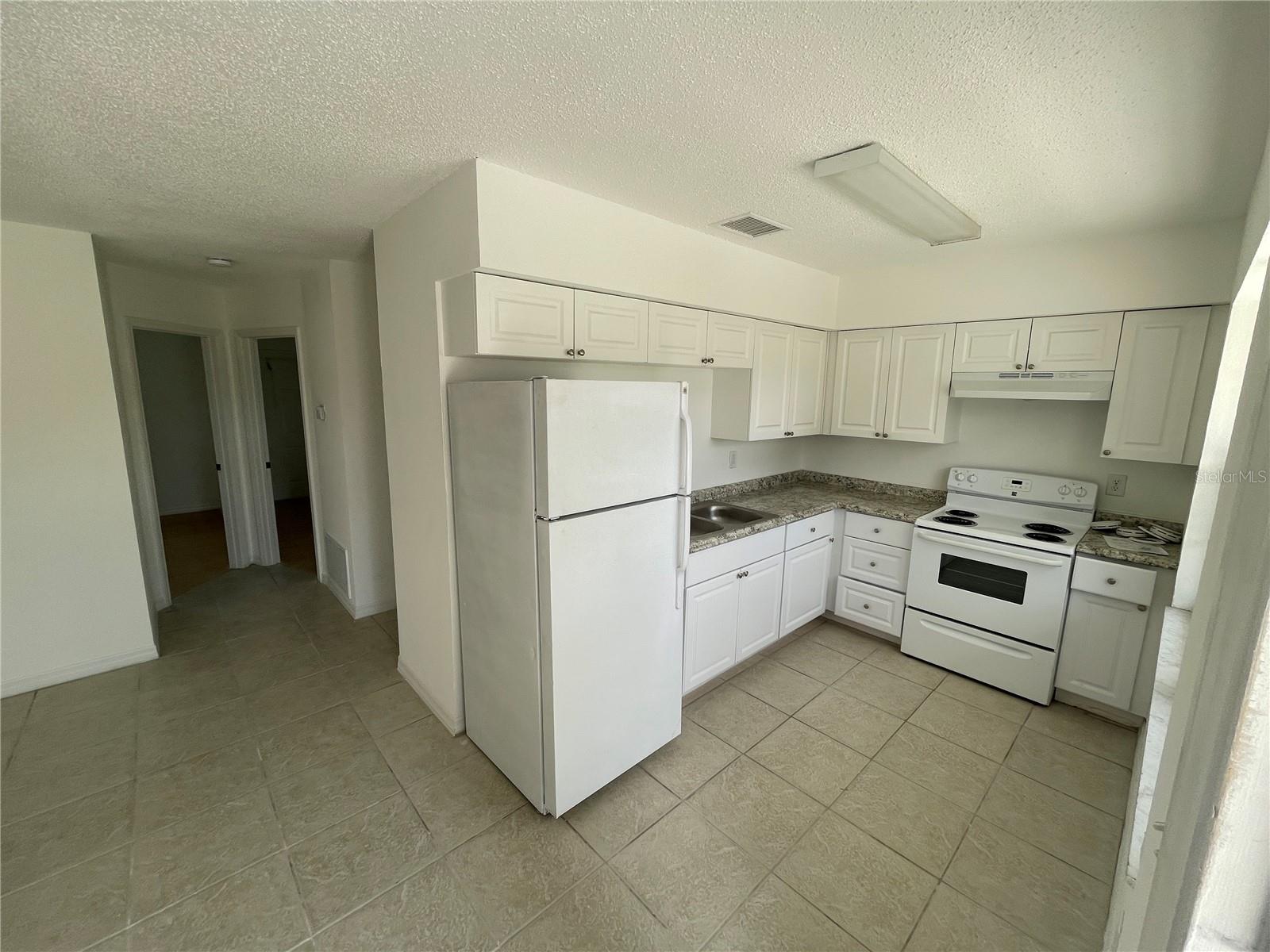 JASMIN COURT SUB - Residential Lease