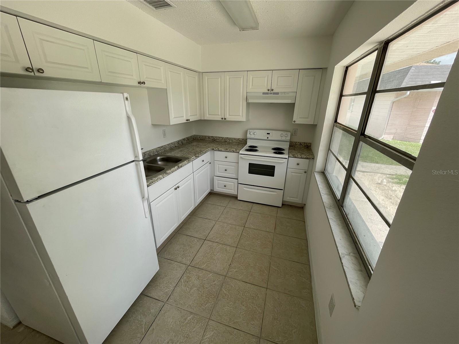 JASMIN COURT SUB - Residential Lease