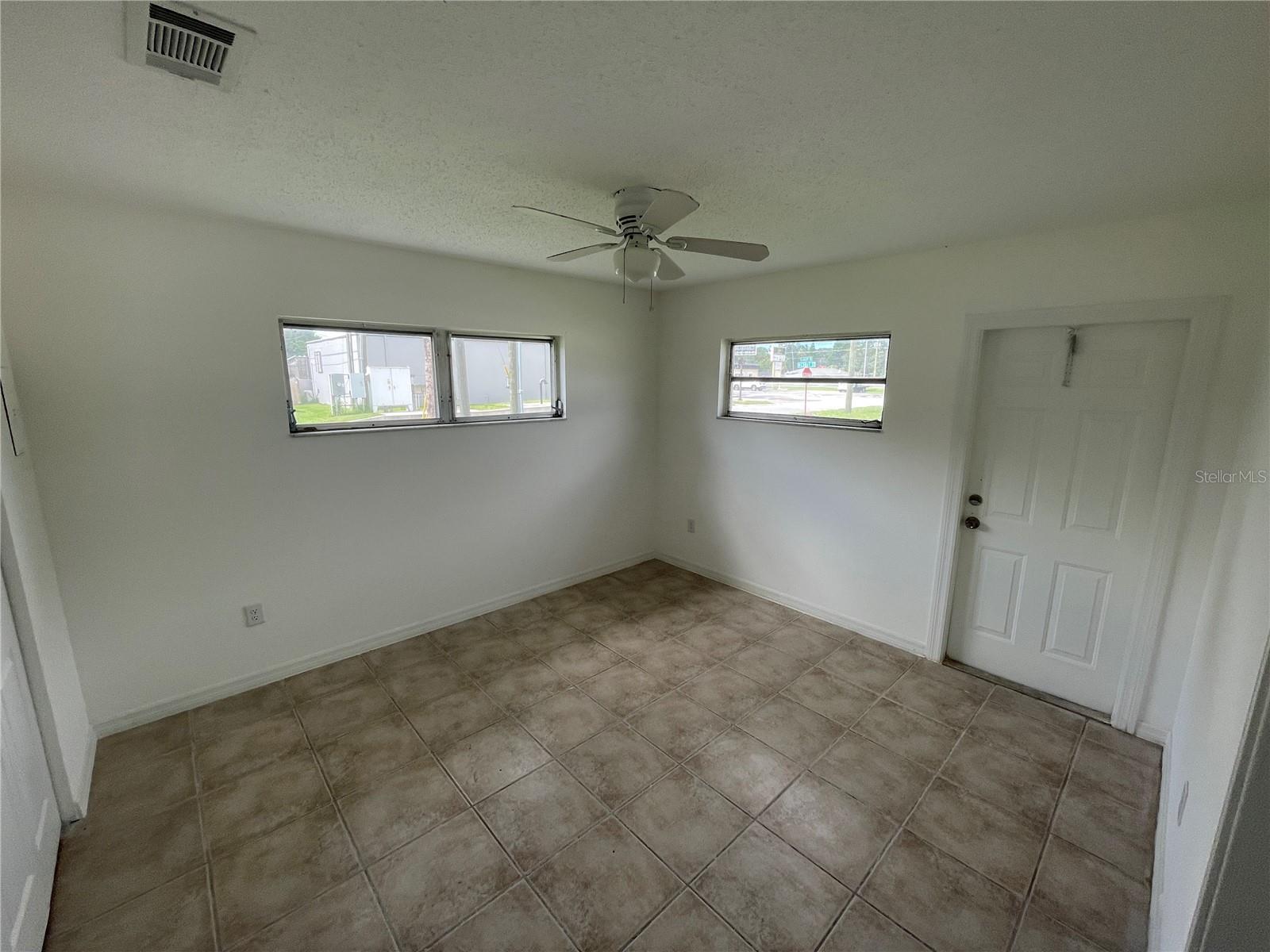 JASMIN COURT SUB - Residential Lease