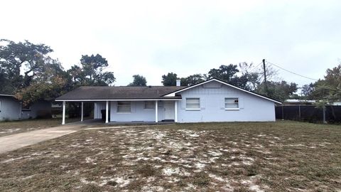 Photo of 4911 Danny Boy Circle, Orlando, FL 32808 (MLS # O6365984)